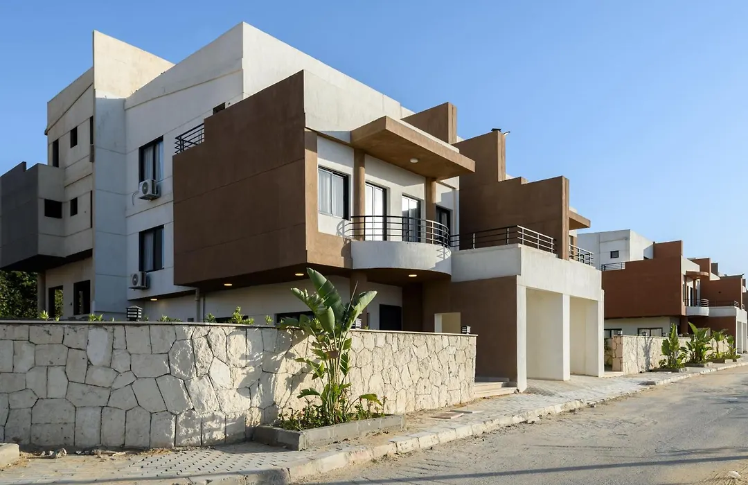 Golden 4Br Villas By Travelholic-1